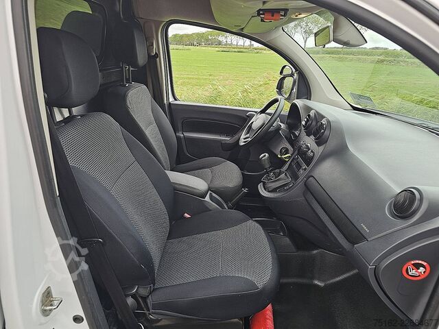 Stationvogn med højt tag MERCEDES-BENZ CITAN 112 benzine ac