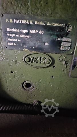 Macchina per la produzione di viti HATEBUR amp30