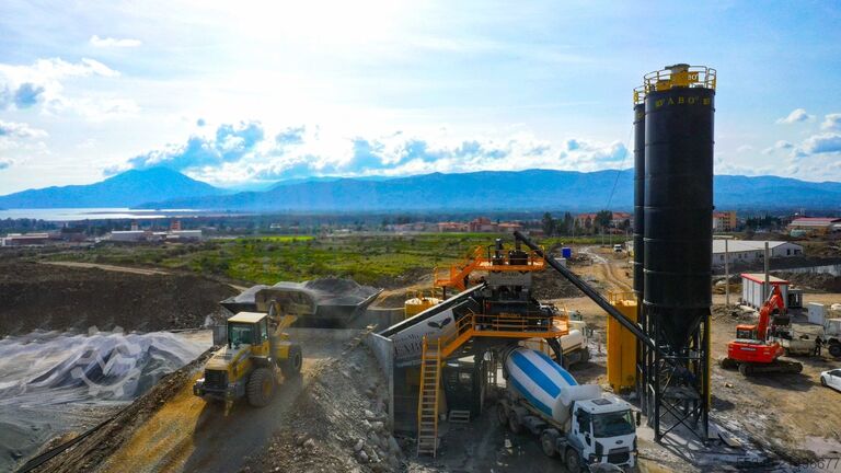 Mobil Beton Santrali FABO Mobile Concrete Batching Plant 100 m3/h Mobile Concrete Batching Plant