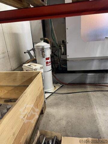 Begagnat vertikalt bearbetningscenter, fabrikat HAAS, modell VF-4BHE HAAS VF-4BHE