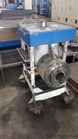 Freesmachine met beweegbare kolom TOS KUŘIM FREP-D 20X40A