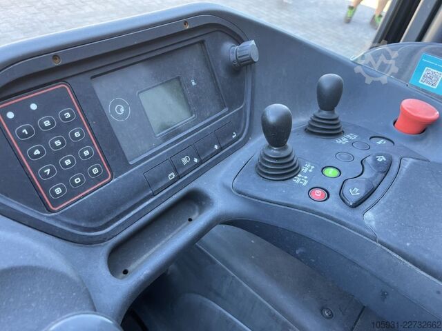 Reach truck Linde R14-01