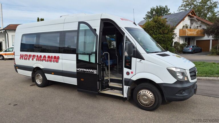 Minibusz MERCEDES-BENZ Sprinter 516, Daily, Crafter