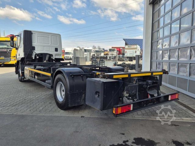 Camión con caja móvil IVECO Stralis AT190S31/P BDF Klima Standh. AHK Bett