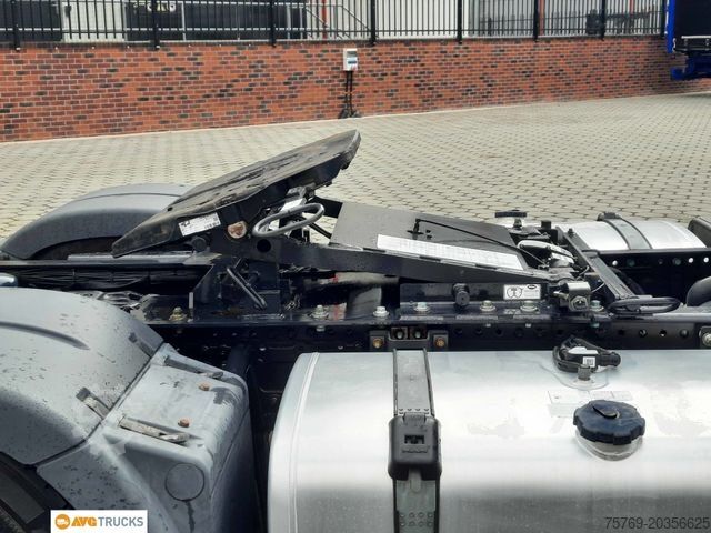 Cabeza tractora de gran volumen MAN 18.510 TGX GX Hubsattel Retarder Standklima