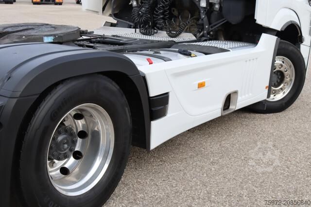 Tractor estándar Mercedes-Benz Actros 1851 LS