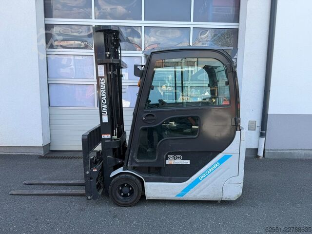 Carrello elevatore elettrico a 3 ruote UniCarriers TX3-20L