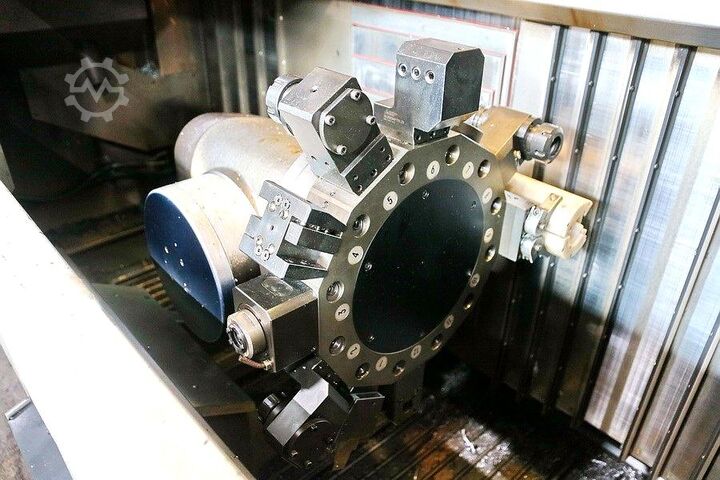 CNC svarv- och fräscenter SPINNER TD 42 Triplex