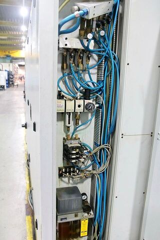 CNC svarv- och fräscenter SPINNER TD 42 Triplex