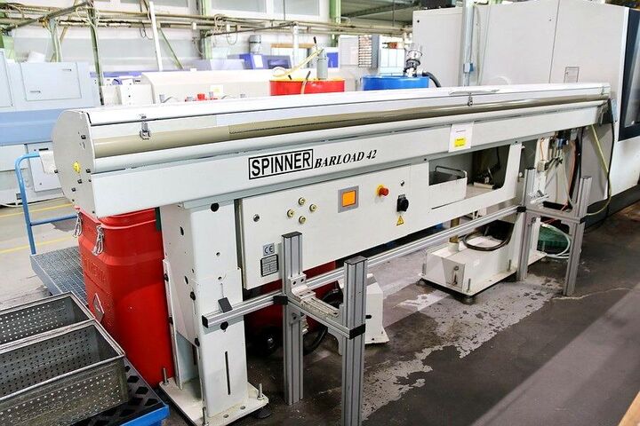 CNC svarv- och fräscenter SPINNER TD 42 Triplex