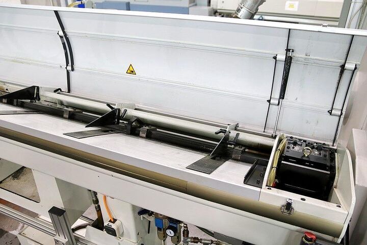 CNC svarv- och fräscenter SPINNER TD 42 Triplex