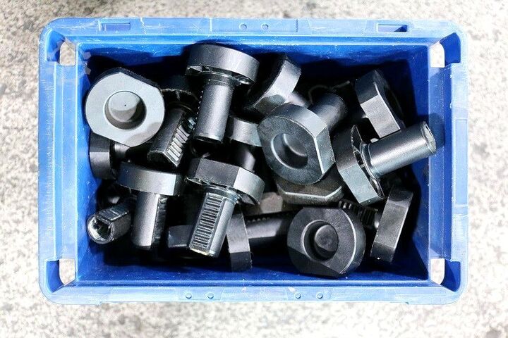 CNC svarv- och fräscenter SPINNER TD 42 Triplex