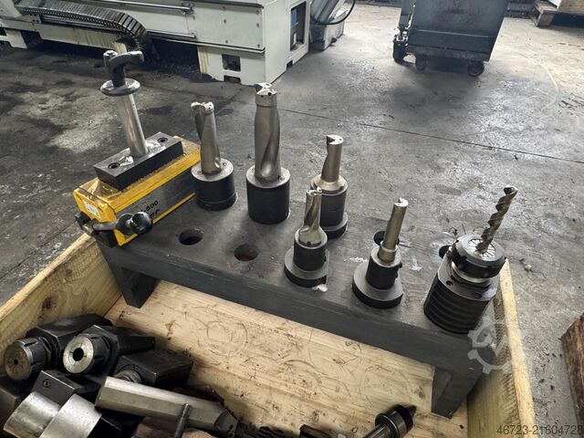 CNC lathe MICROTURN BNC-1840