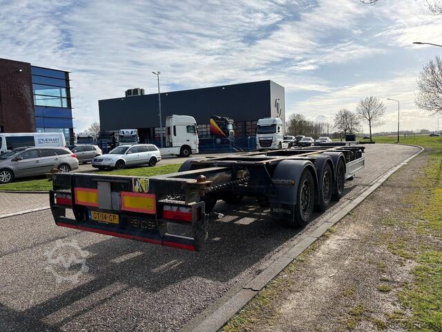 Container transport Renders 3AFCST08 Multichassis / Extendable / SAF Axles ...