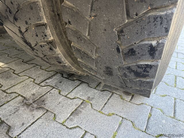 Jeřáb na nákladním automobilu MAN TGA 28.430 6X4-4 Kran MKG 201 a3