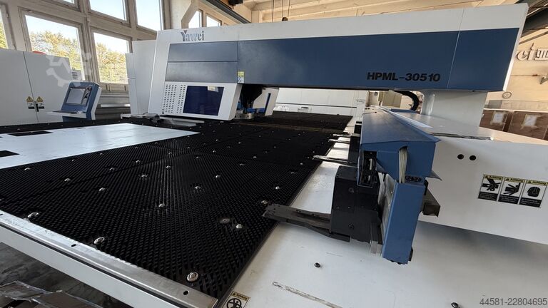 Kombinovaný laserový a děrovací stroj YAWEI HPML30510