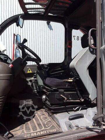 Teleskopický nakladač JCB 555P260R