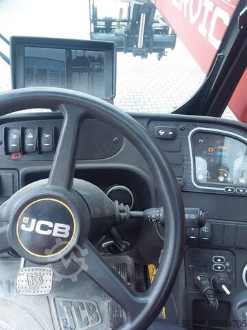 Teleskopický nakladač JCB 555P260R