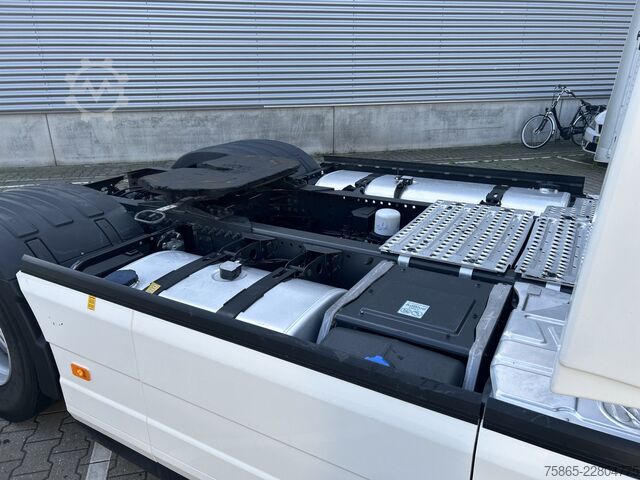 Standard-SZM Volvo FH 500 Globetrotter XL / 277 dkm / Tacho V2 / V...
