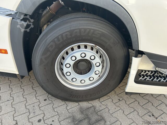 Standard-SZM Volvo FH 500 Globetrotter XL / 277 dkm / Tacho V2 / V...