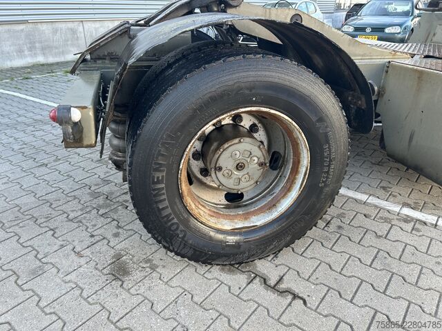 Standard-SZM Terberg YT182 / Motor Problem - Oil Pressure / 2006 / C...