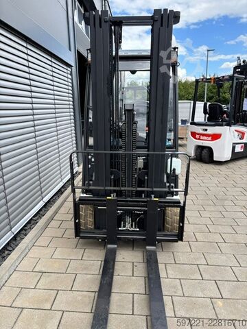 Elektryczny – 3 koła Bobcat B16NT Li-lon