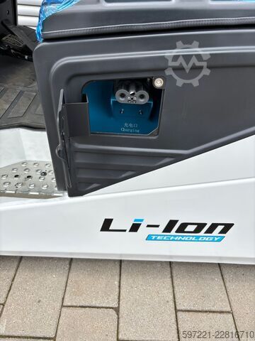 Elektryczny – 3 koła Bobcat B16NT Li-lon