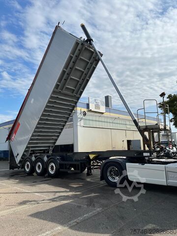 Camion de gunoi Langendorf SKA 24/30 Getreidekipper 55 m³* VOLLALU Liftachse