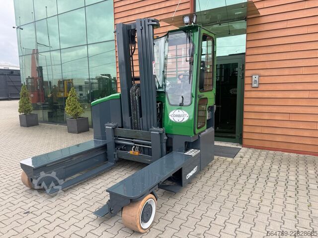Chariot élévateur multidirectionnel Combilift C4500 /Triplex/Battery 2023 year