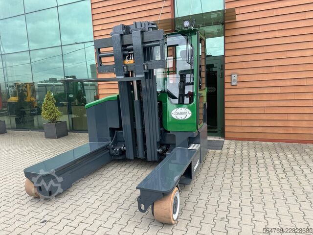 Chariot élévateur multidirectionnel Combilift C4500 /Triplex/Battery 2023 year
