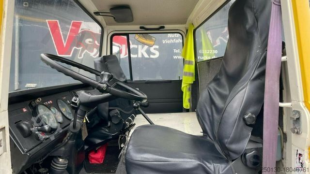 Standaard trekker MERCEDES-BENZ 813 Oldtimer