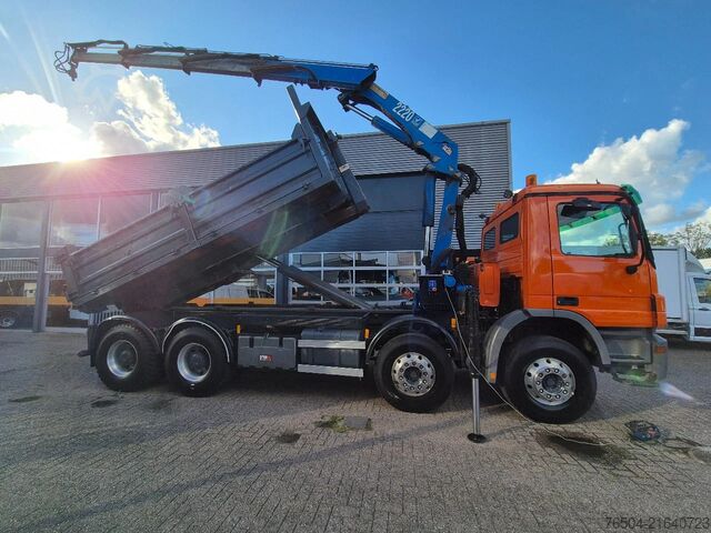 Sistema de brazo de gancho Mercedes-Benz Actros 3241 8X4 Containersysteem/ 20T HMF crane...