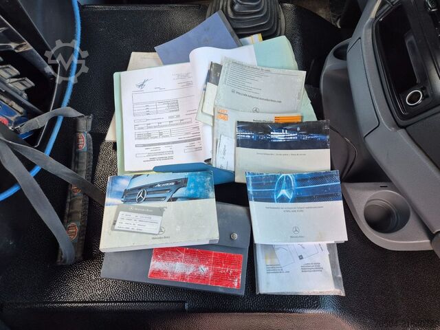 Sistema de brazo de gancho Mercedes-Benz Actros 3241 8X4 Containersysteem/ 20T HMF crane...