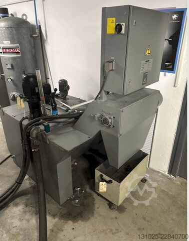5 assen verticaal bewerkingscentrum Deckel Maho DMU80P