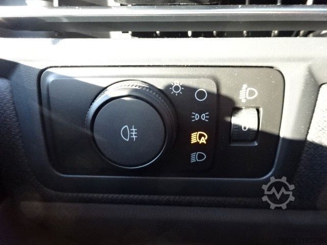 Minibus FORD Tourneo Custom 320L1 Active 4x4 AHK Stndhzg iACC