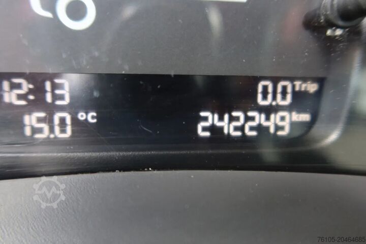 Koffer DAF CF 340 FAN 6X2 Bakwagen + Klep 2500 KG