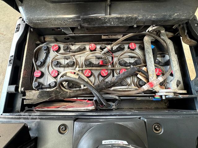 Chariot élévateur Linde D 12 HPSP [ID: 371]