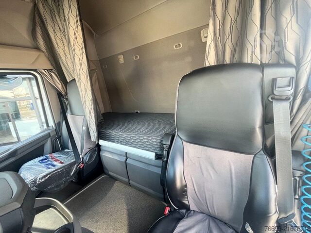 Standard tractor unit DAF XF 480 FT