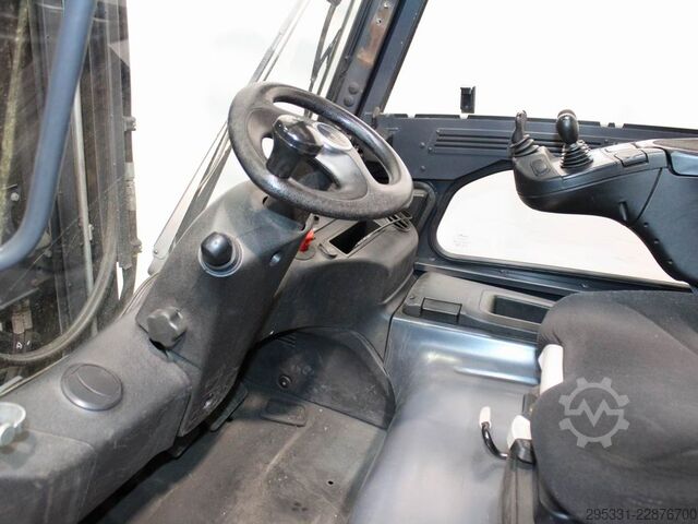 Elektrikli 4 tekerlekli forklift Linde E 50 HL-01  388