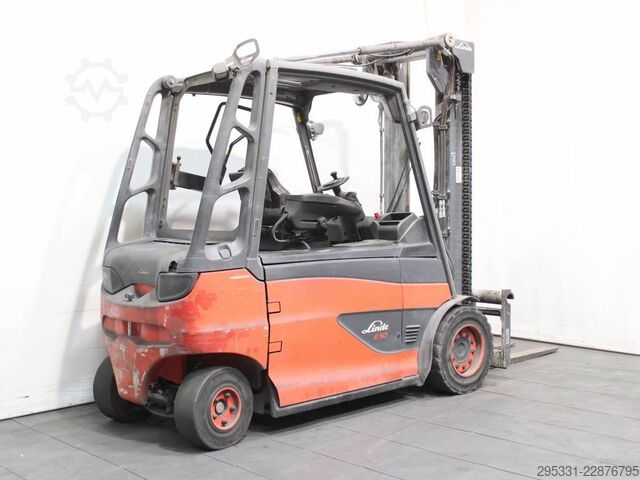 Elektrische vorkheftruck met 4 wielen Linde E 50 HL-01  388