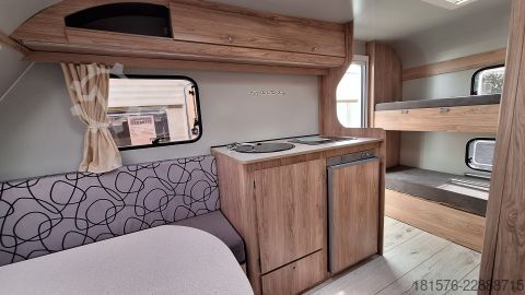 Karavan Niewiadow N-Cross-DS