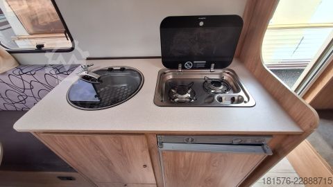Karavan Niewiadow N-Cross-DS