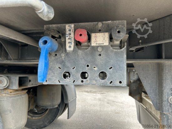 Semirremolque caja KRONE SE 1-ACHS DRY LINER KOFFERAUFLIEGER