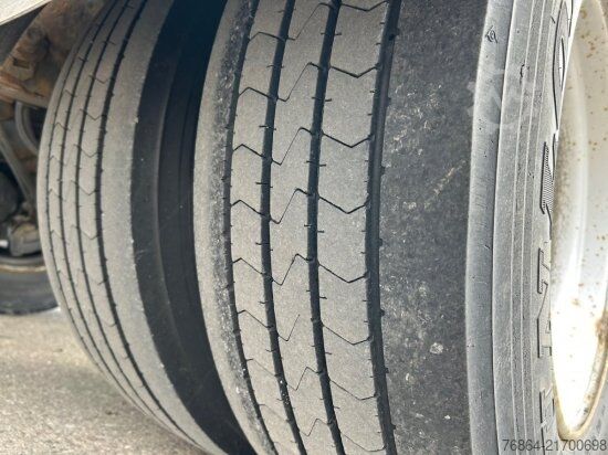 Semirremolque caja KRONE SE 1-ACHS DRY LINER KOFFERAUFLIEGER