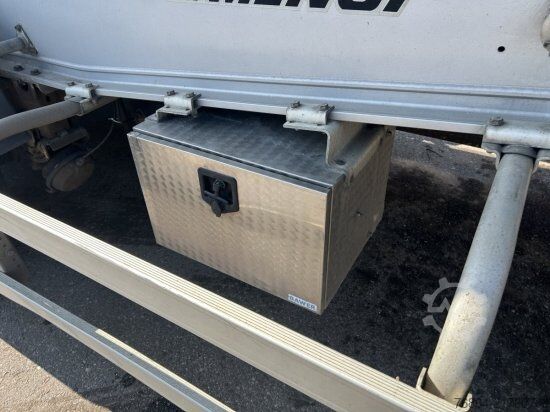 Semirremolque cisterna MENCI LEBENSMITTELTANK ISOLIERT, 3 KAMMERN, 34000L LIFTACHSE,   BPW-ACHSEN