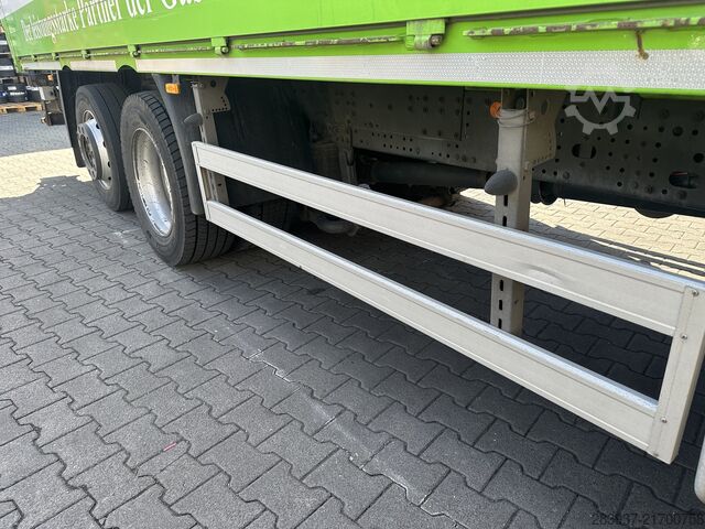 Ladbil med presenning IVECO Stralis AT