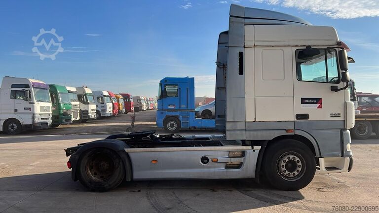 Standaard trekker DAF XF 105.460 (2012 / FULL SPOILERS + SIDESKIRTS /...