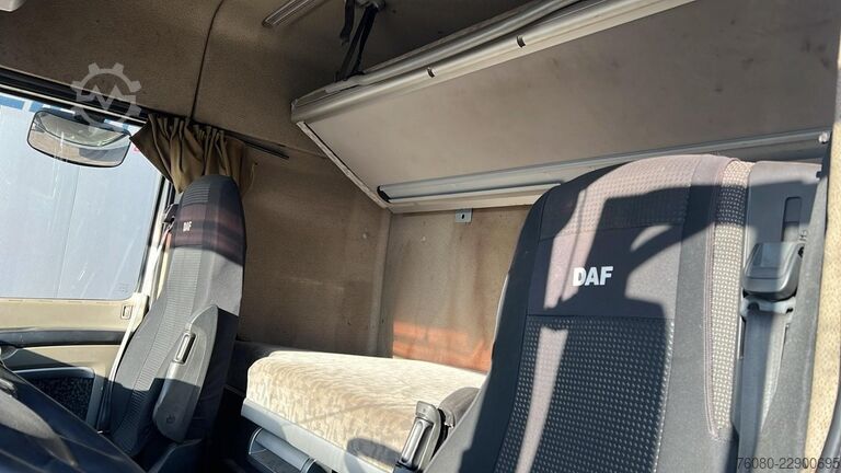Standaard trekker DAF XF 105.460 (2012 / FULL SPOILERS + SIDESKIRTS /...