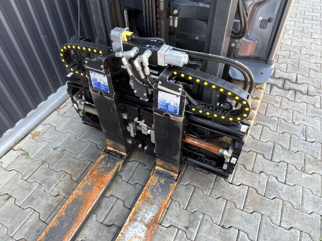 Električni viljuškar za 4 točka Linde E 25-01
