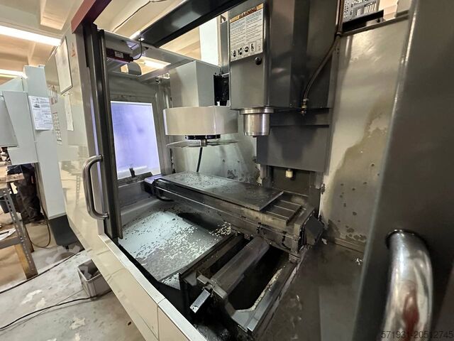 Vertical machining center HAAS TM-2P